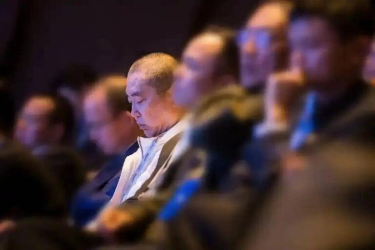 黔西南州福建商会第三届理(监)事会就职典礼举行 陈才旺连任会长